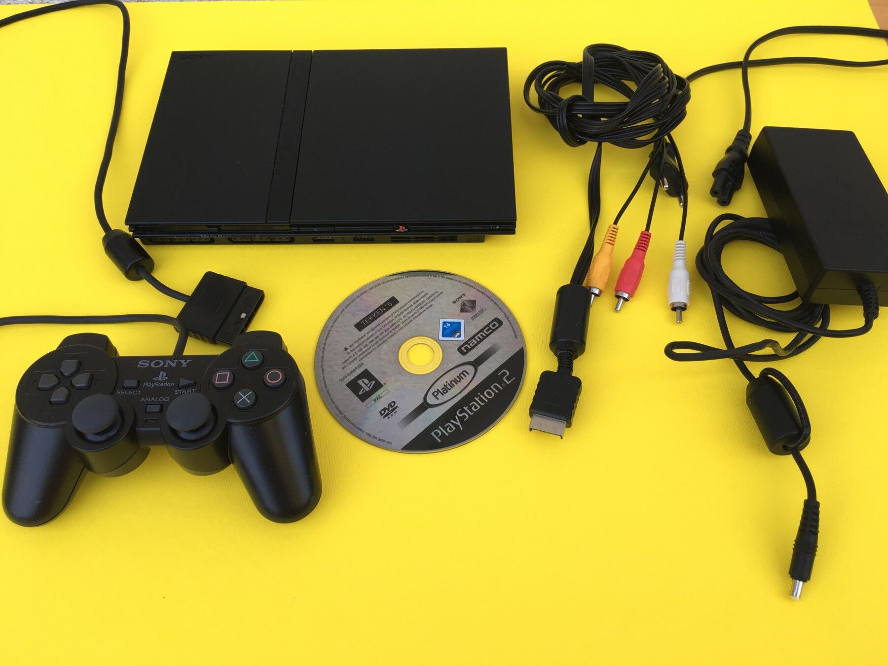 Sony Play Station 2 SLIM - Komplet