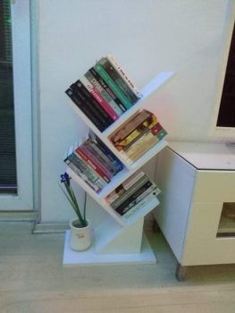 Полица за книги 76x40