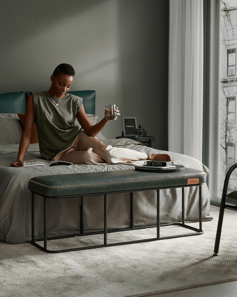 кожни табуретки